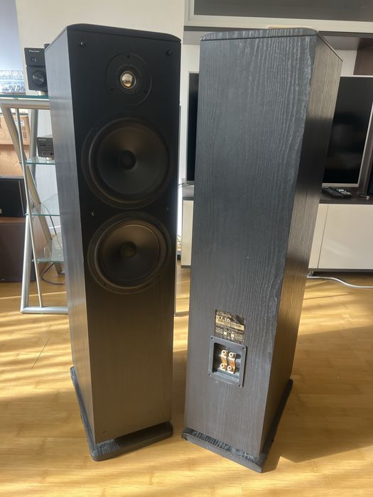 Boxe de podea Polk Audio RT16