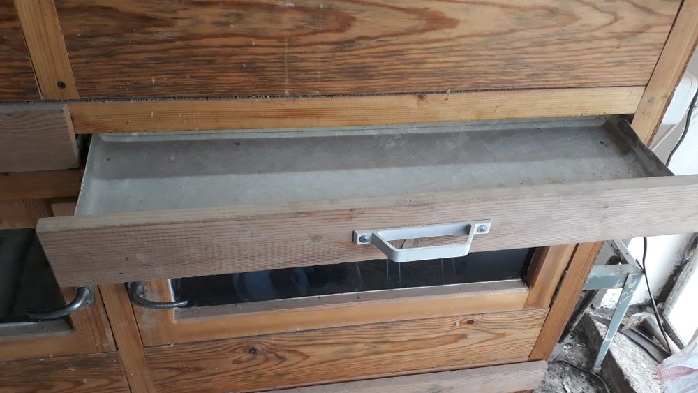 Брудер для цеплят