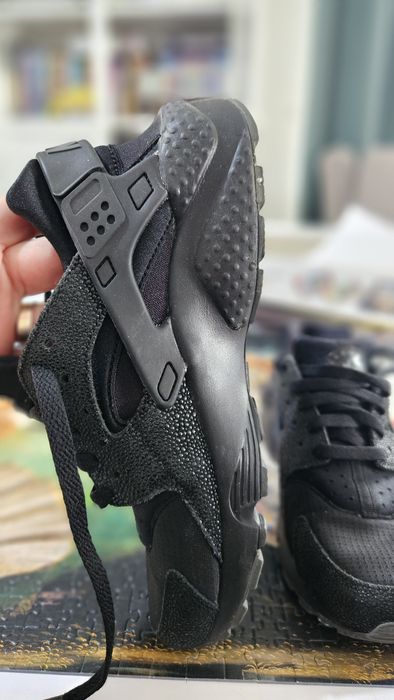 Adidaşi Nike Air Huarache Run ediție speciala