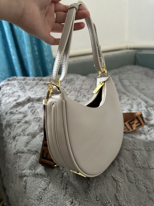 Fendi сумка багет
