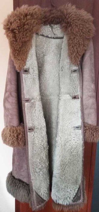 Дамски кожух от агнешка кожа