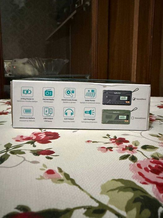 MIVO MR-001 радиоприемник с солнечной панелью, power bank 4500mAh
