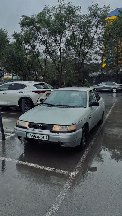 Lada  Vaz  2110.