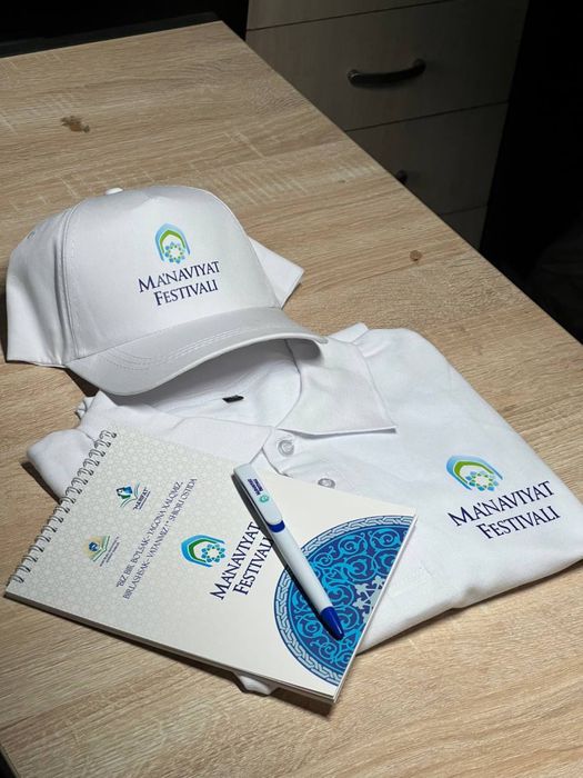 Futbolka kepka ruchka bloknot pechat