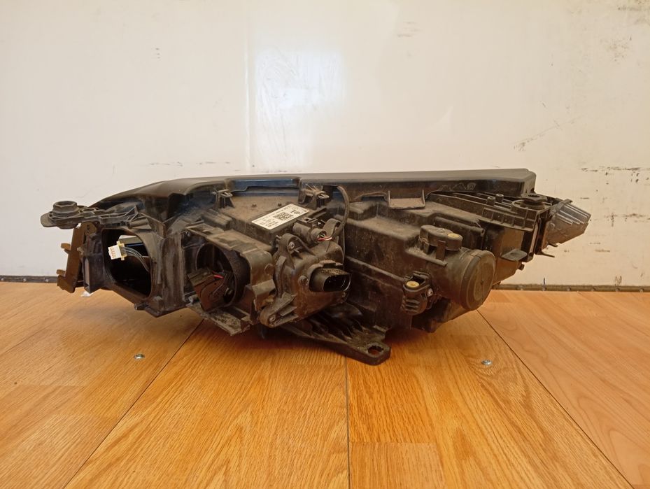 Far dreapta full led vw arteon 3G8 941 082