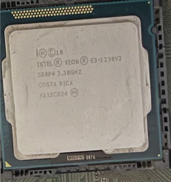 Процессор Intel Xeon E3-1230 v2 (аналог Core i7-3770, LGA 1155)