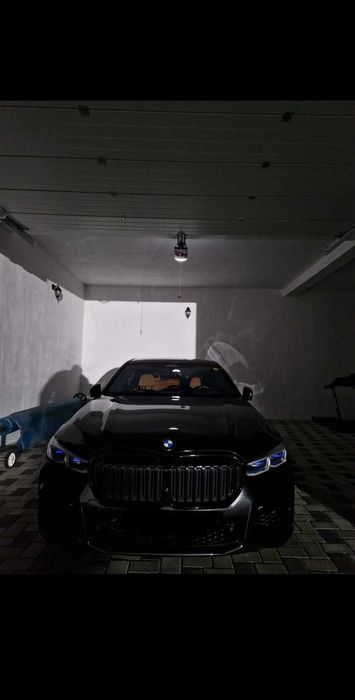 BMW 745 LE (hibrid- benzină+electric)
