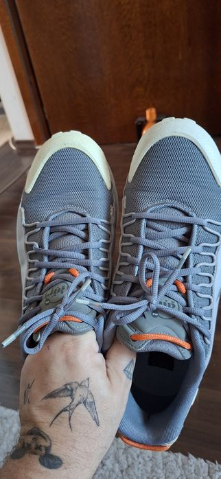 Pantofi sport Nike adidas