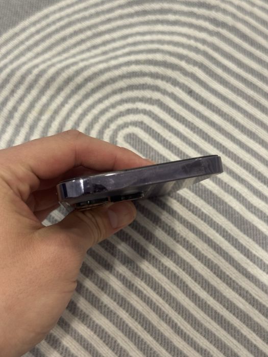 Срочно продам айфон 14 про макс