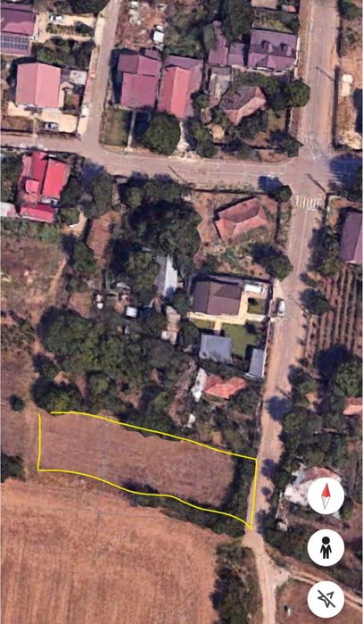 De vanzare teren 1240 mp