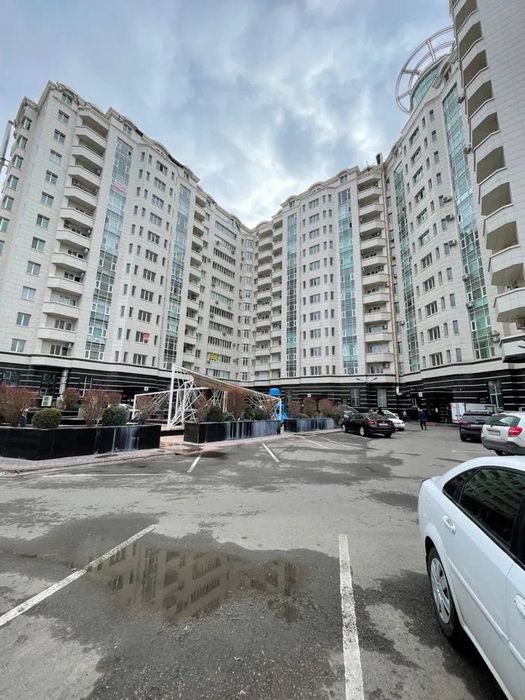 Продажа своя: Юнусабад  2/6/13  ЖК Мегаполис метро Юнусабадская