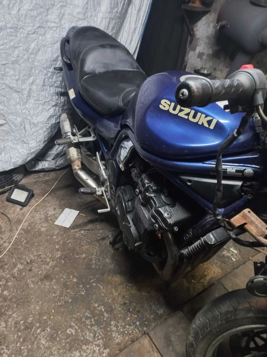 продам мотоцикл SUZUKI