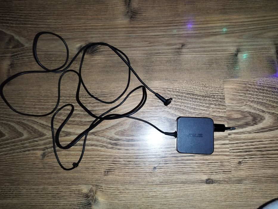 Încărcător laptop Asus 45w