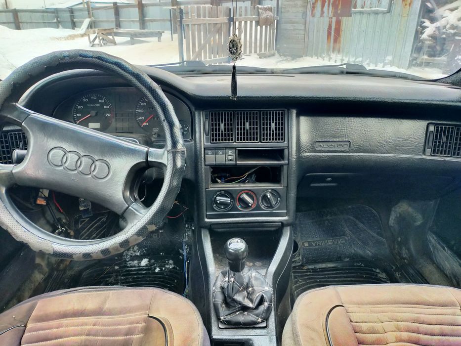 Продам Ауди 80 б3