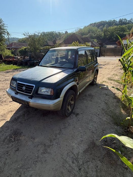 Dezmembrez Suzuki Vitara și Grand