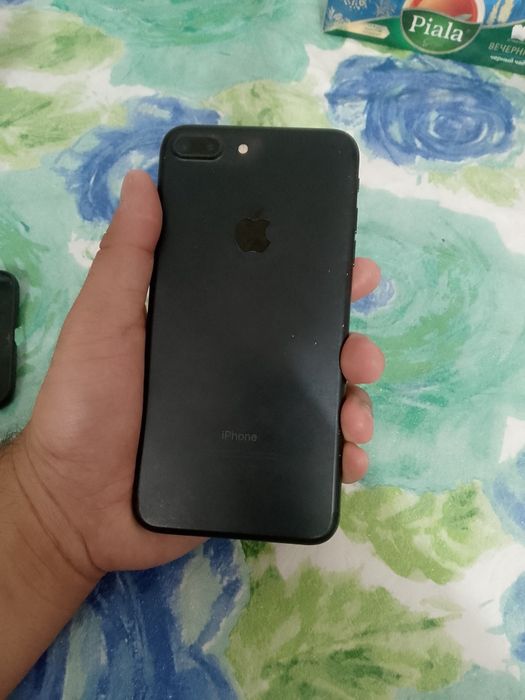 iPhone 7+ память 32
