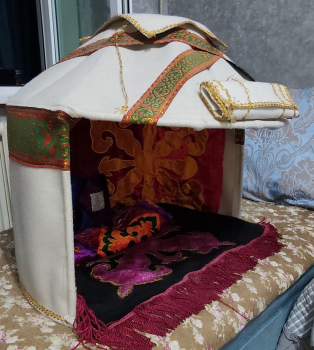 Сувениры Юрта 10 тысяч