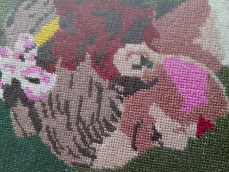 Гоблен Момиче с книга