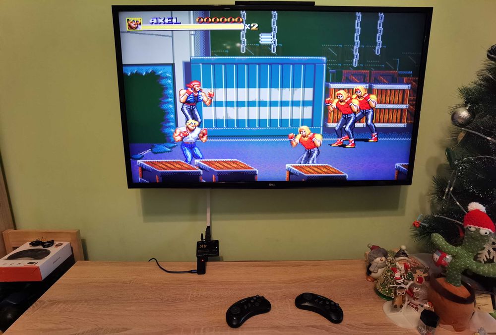 SEGA MEGA DRIVE 2 HDMI с БЕЗЖИЧНИ контролери и 5000 игри