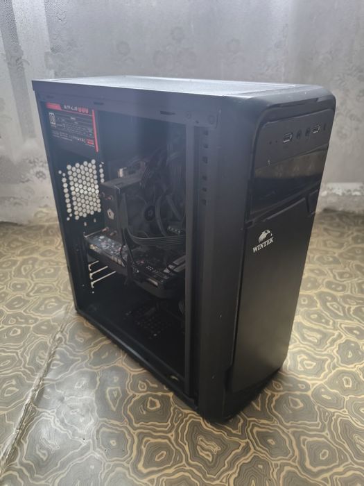 Игровой компьютер продам срочно
