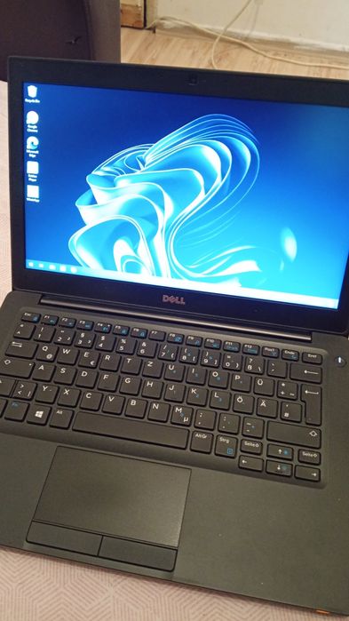 Laptop dell foarte bun
