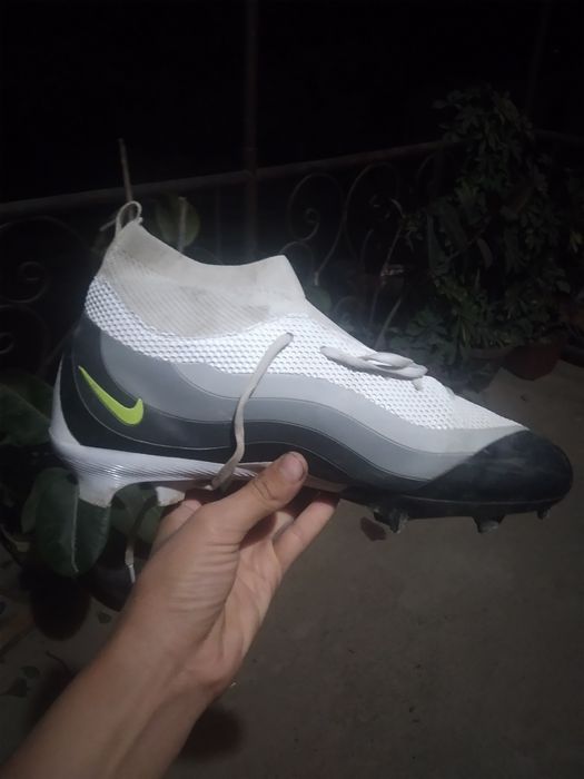 Butsi Nike air zoom oxirgi model