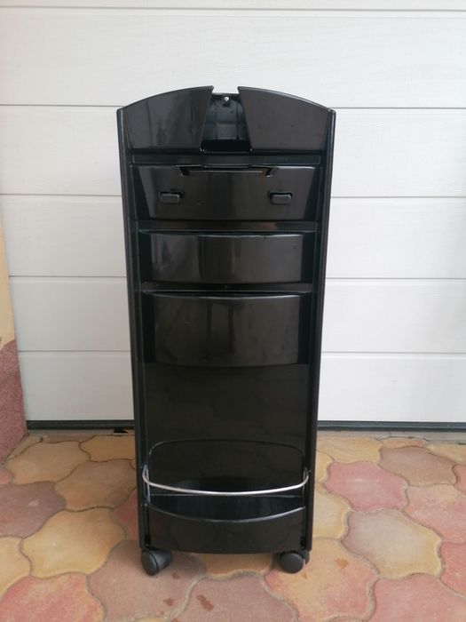 Vând casca coafor, ucenic, scaun coafor, scaun pedichiura scafa 16 l.