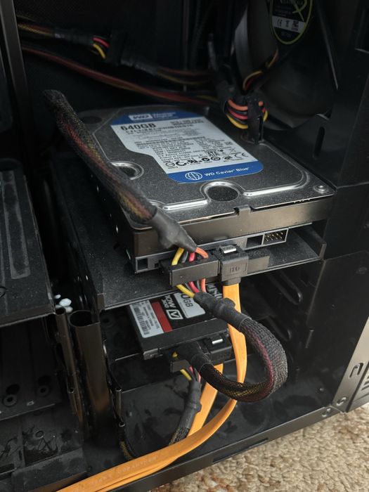 Настолен компютърен сет