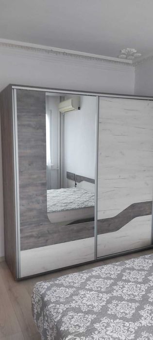 Дава се под наем Многостаен апартамент в Пловдив, Кършияка - 102 кв.м за 580 € - Снимка #2