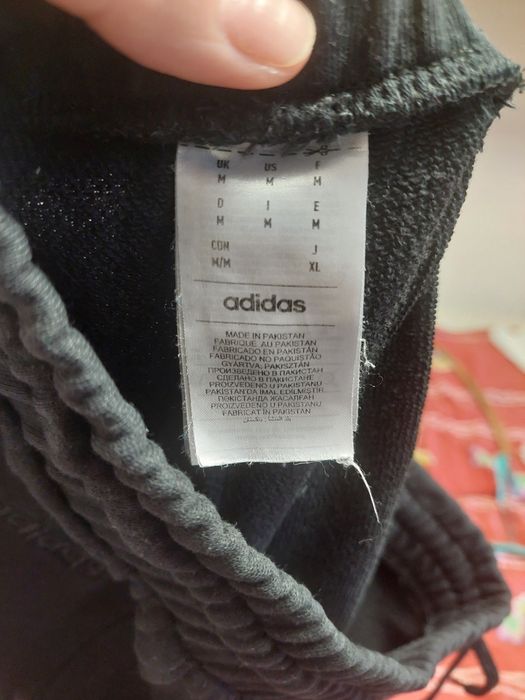 Pantaloni Adidas măsura