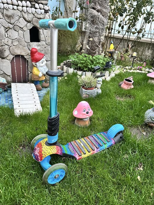 Тротинекта с три колела