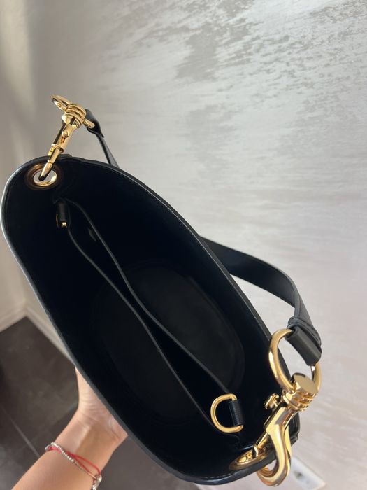 Prada чанта черна