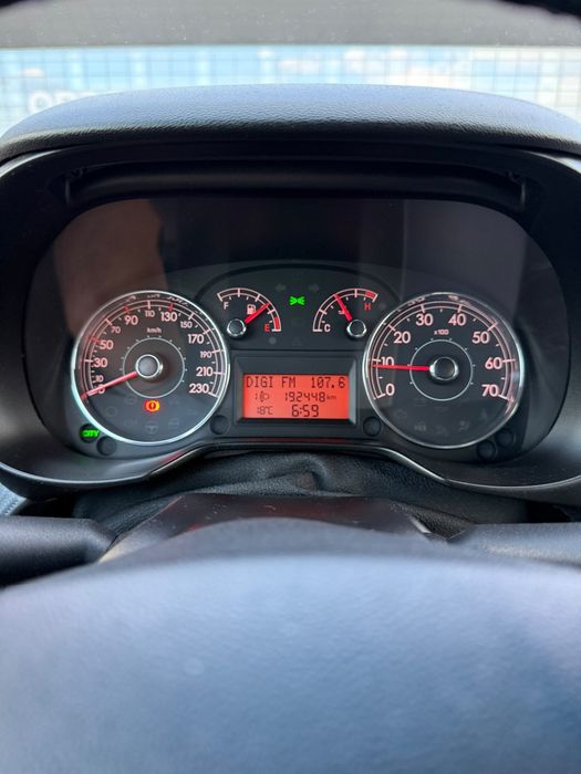 Fiat Punto 1.2 Benzină | 2009 | 65 CP | 192.448 km | ITP până în 04/2027