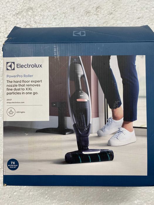 Perie electrica aspirator Electrolux POWERPRO ZE 137 Fluffy