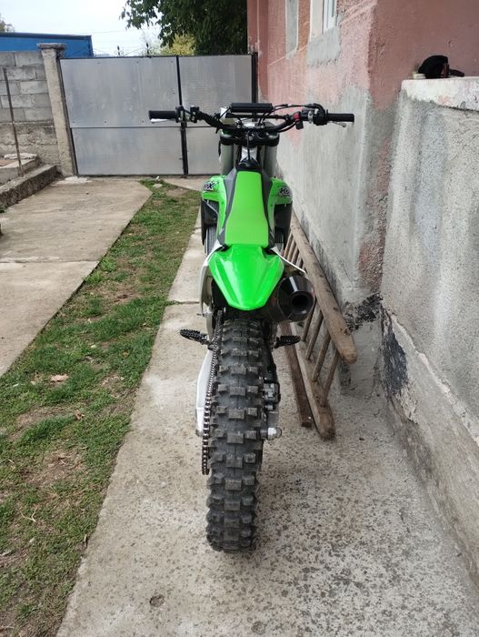 Vând Kawasaki 450 f (ireproșabil)