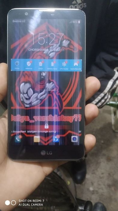 LG 16 xotira ekranda palasa tushgan