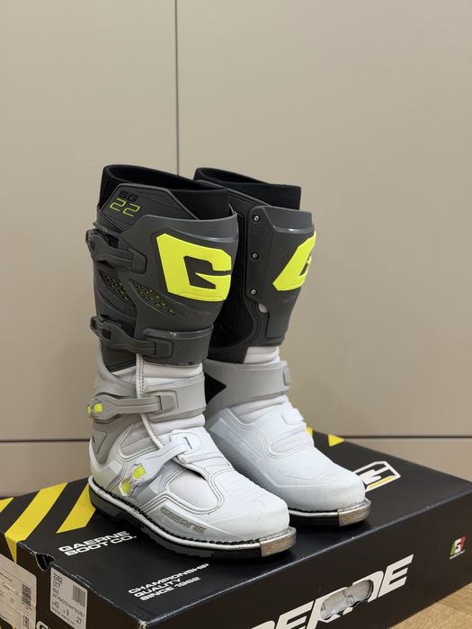 Продам мотоботинки Gaerne SG-22