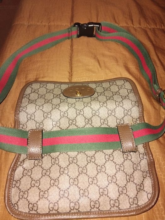 Vând urgent borseta gucci 100% originala