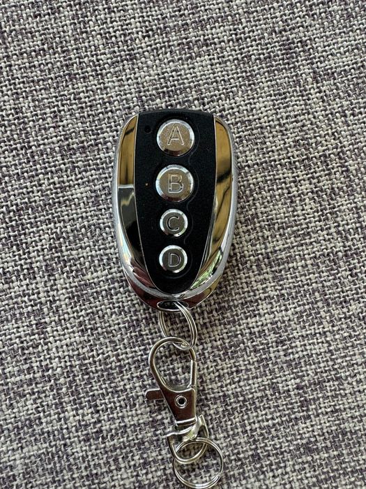 Пульты для ворот и шлагбаумов