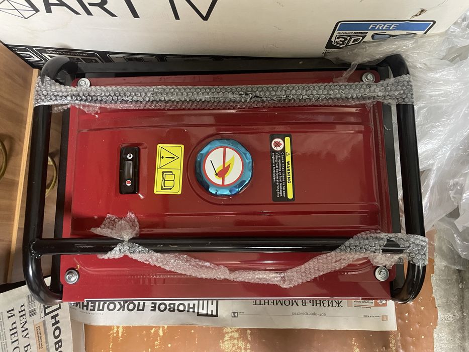 Продам бензиновый генератор Новый