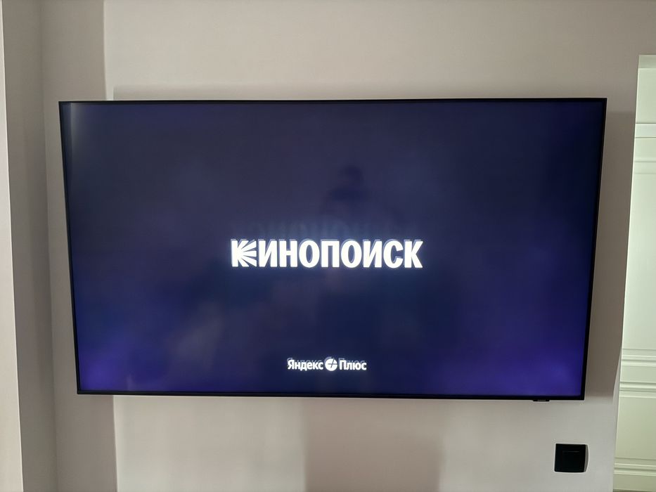 Телевизор Samsung 65 диагональ (165 см)
