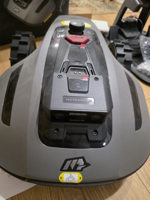 robot de tuns gazonul Yuka mini series 800m2