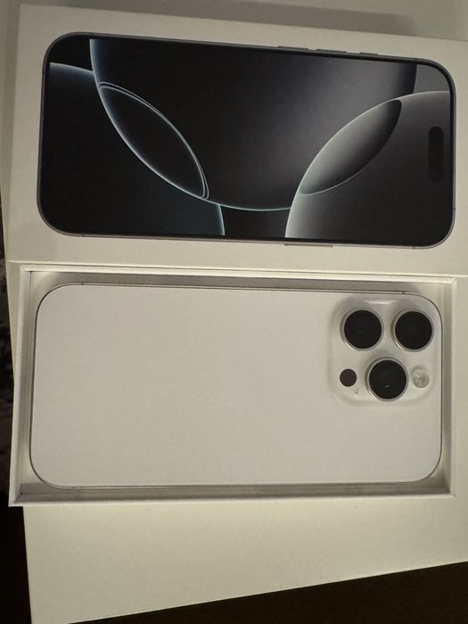 Schimb cu iphone air/Iphone 16 pro impecabil factura/garantie 2027