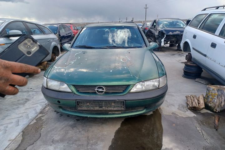 Buson vas lichid servodirectie Opel Vectra B