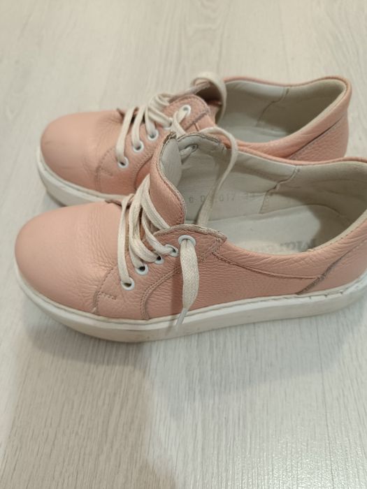 Pantofi piele roz Marelbo mărimea 33