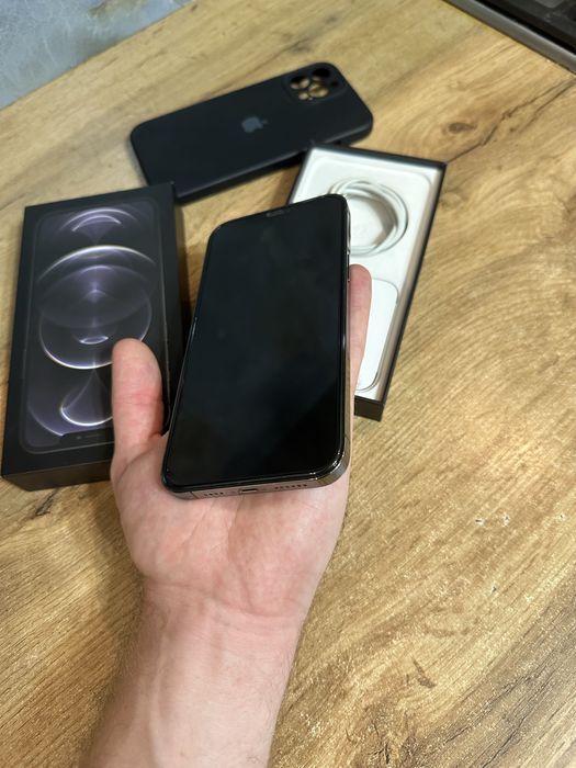 Iphone 12 pro max 256gb 90%