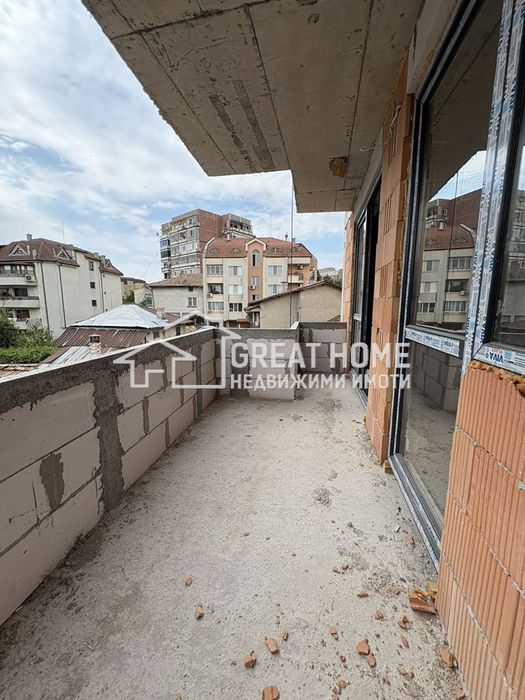 Продава се Двустаен апартамент в Търговище, Вароша - 67 кв.м за 1195 €/кв.м - Снимка #3