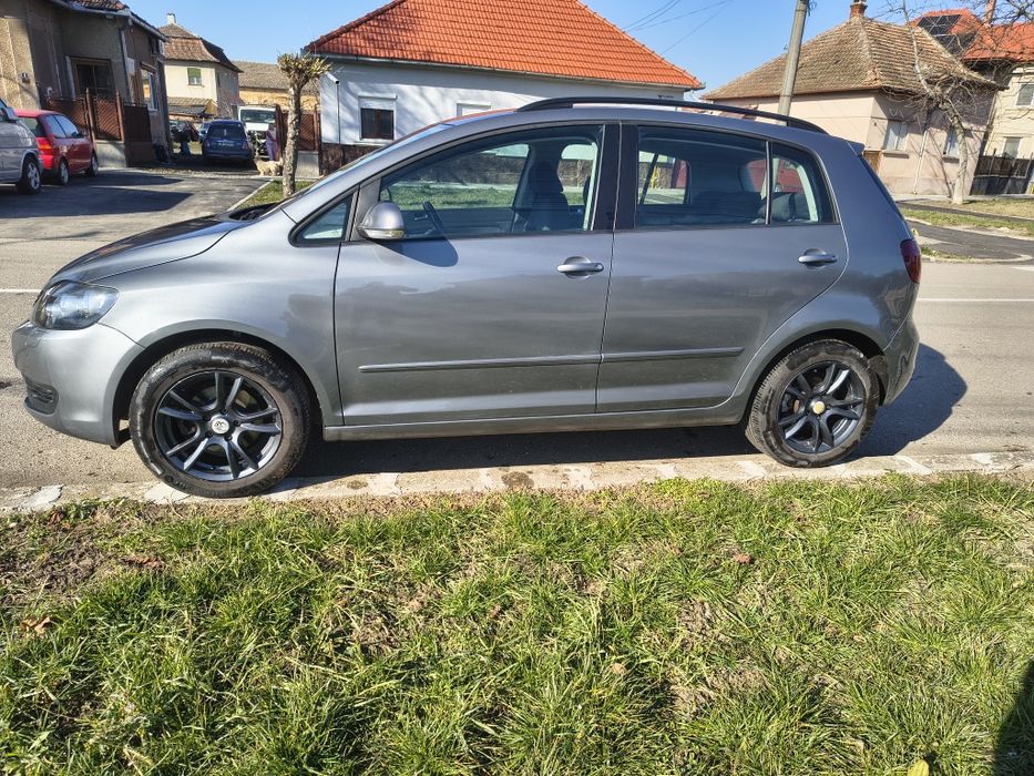 VOLKSWAGEN Golf Plus 2010 — imagine 3