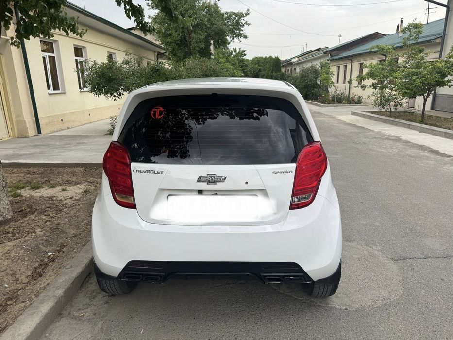 Срочно сотилади бензин