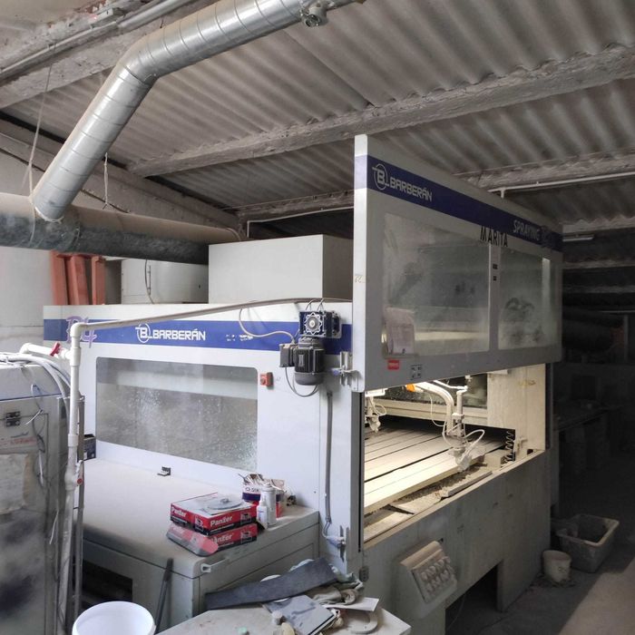 robot de vopsire masina automata de vopsire Barberan B4 cu 4 brate rotative